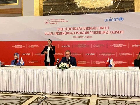 Engelli Çocuklara İlişkin Aile Temelli Ulusal Erken Müdahale Programı Geliştirilmesi Çalıştayı İstanbul'da yapıldı- Aile ve Sosyal Hizmetler...
