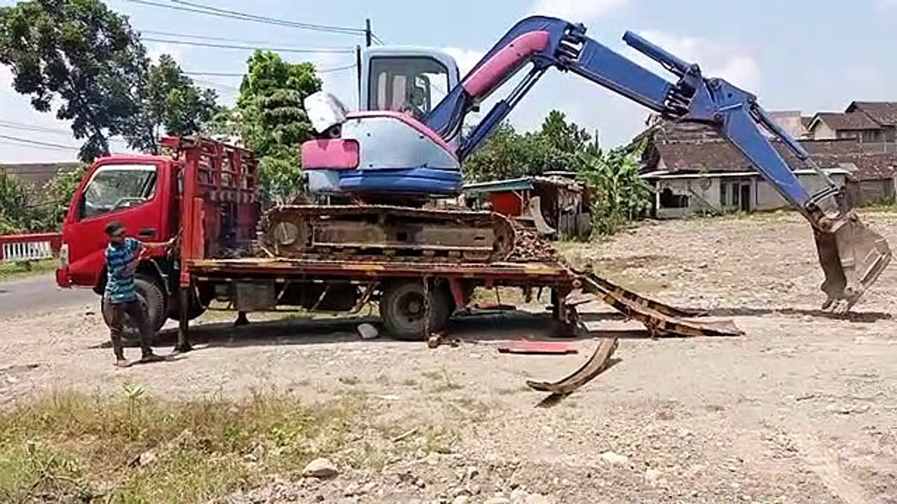 exsavator naik truck shaefloader
