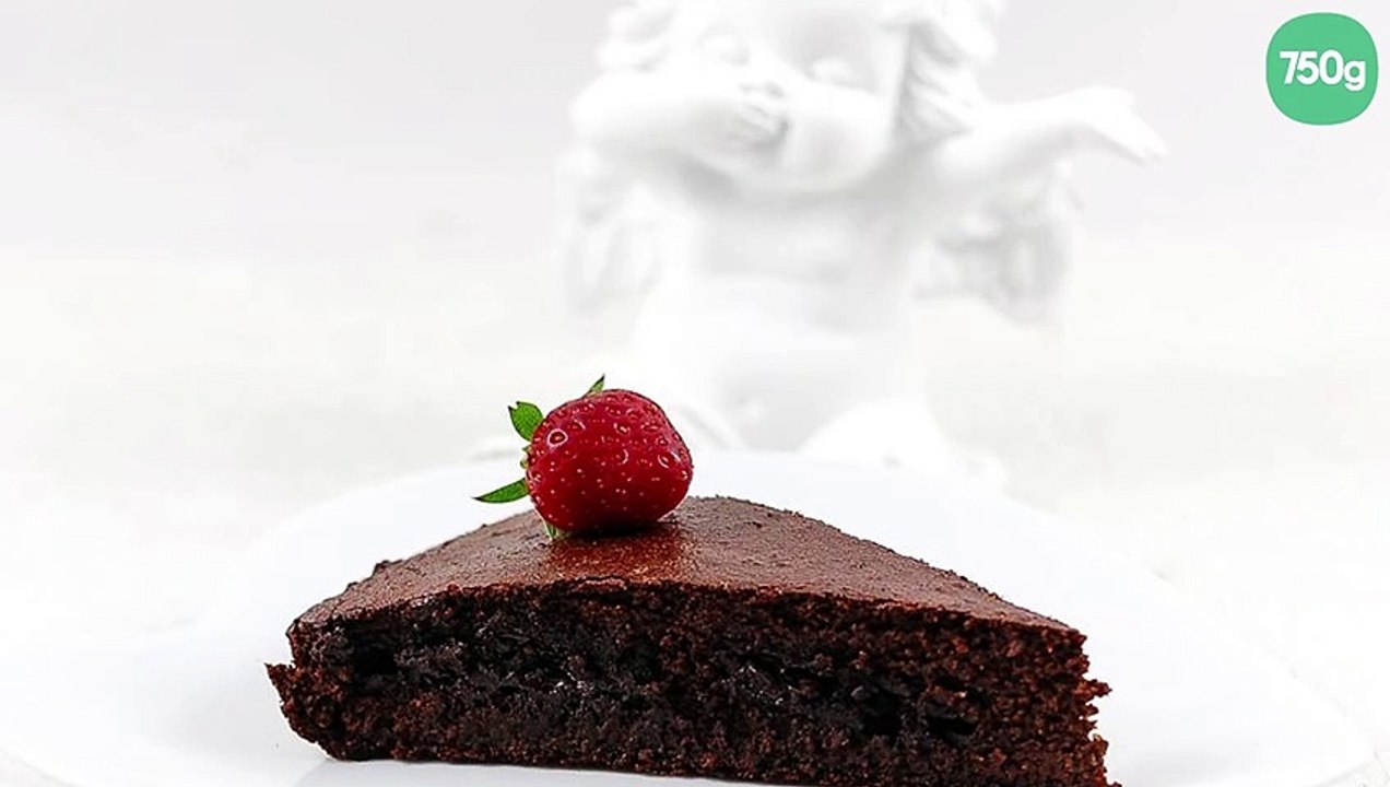 Gâteau moelleux chocolat betterave sans gluten sans lait et sans levure