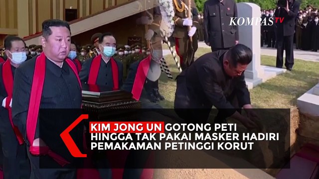 Kim Jong Un Tak Pakai Masker, Gotong Peti Jenazah di Pemakaman Petinggi Militer Korea Utara