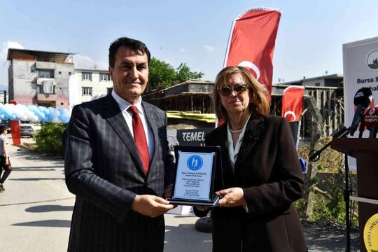 Osmangazi'den eğitime 'özel' destek