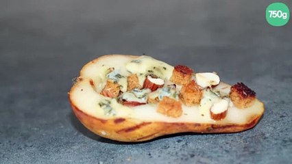 Poire rôtie à la fourme d'Ambert