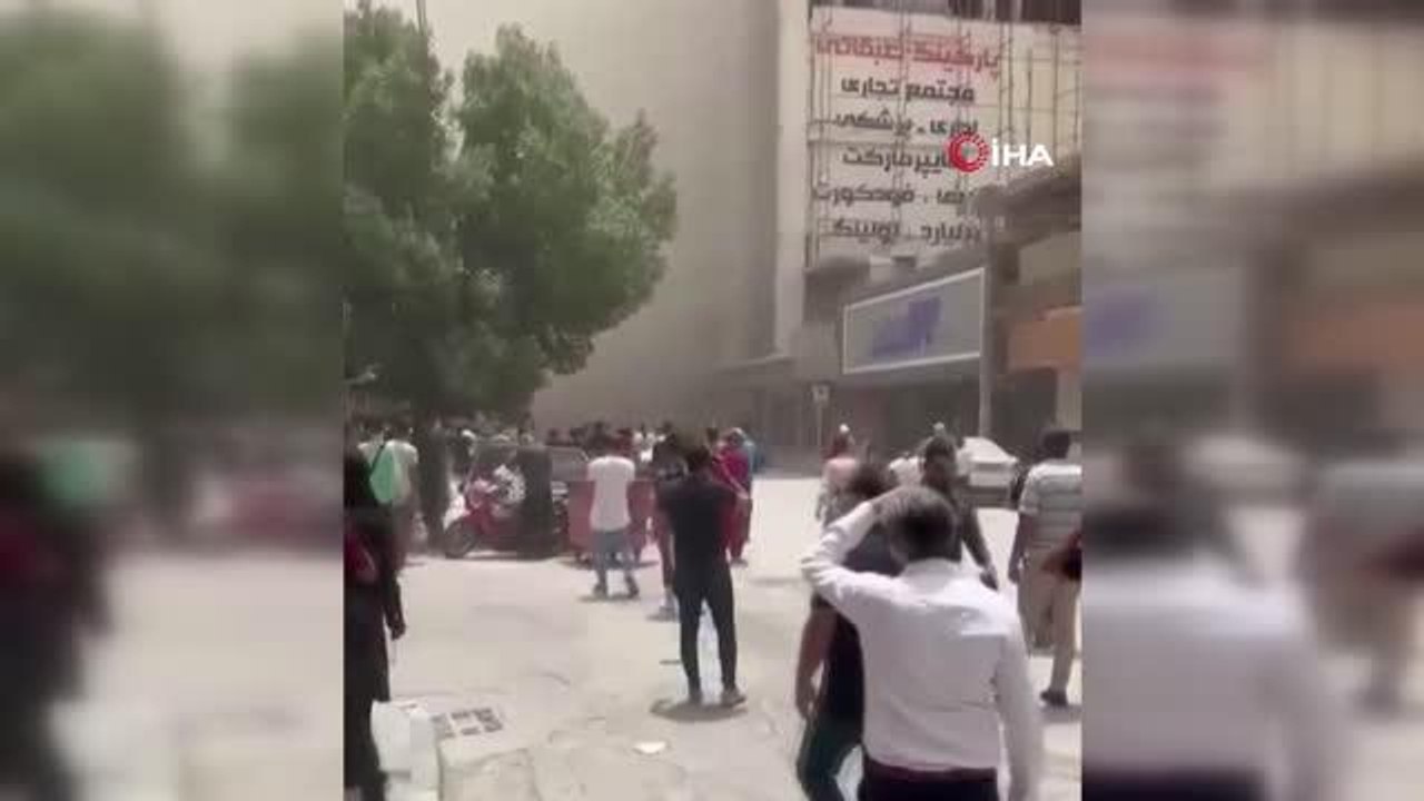 İran'da binanın çökmesi sonucu can kaybı 4'e yükseldi