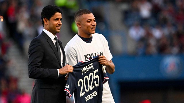 EN DIRECT | PSG, Kylian Mbappé explique son choix de rester à Paris, suivez sa conférence de presse