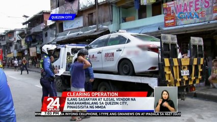 Ilang sasakyan at ilegal vendor na nakahambalang sa Quezon City, pinagsisita ng MMDA | 24 Oras