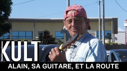 Alain, sa guitare, et la route