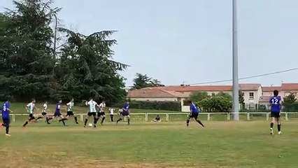 2022 05 21 - Clément Tachon marque un magnifique lob!