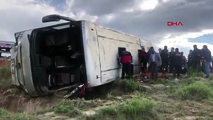 İşçileri taşıyan otobüs şarampole devrildi