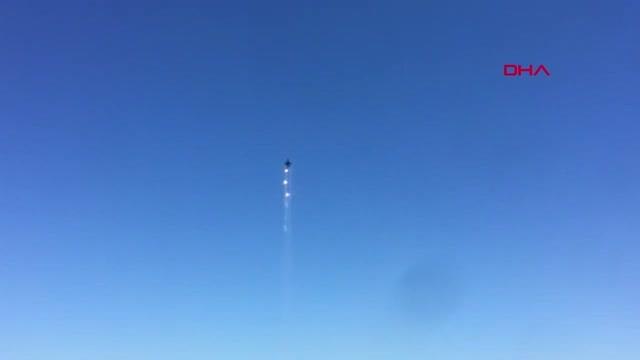 SOLOTÜRK'TEN GENÇ KARTALLAR HAFTASI GÖSTERİSİ