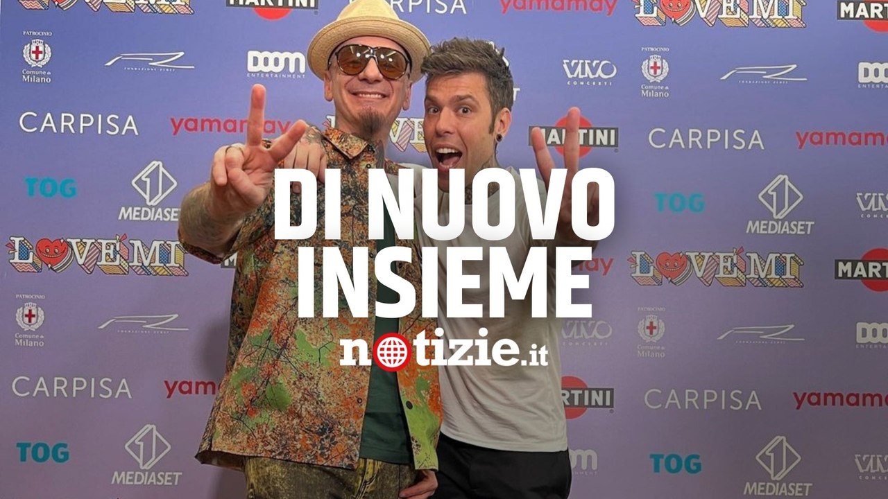 Fedez e J Ax di nuovo insieme, concerto di beneficienza in Duomo a Milano: "Donate per i bambini"