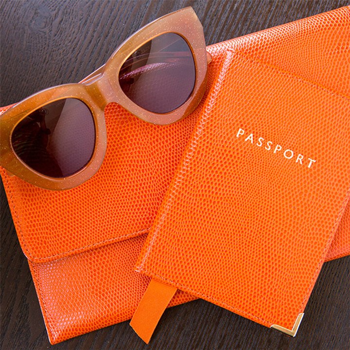 Tragen von Sonnenbrillen erhöht Wahrscheinlichkeit, andere Menschen anzuglotzen