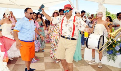 Hintli milyarderlerden Bodrum'da düğün karnavalı: 5 uçakla gelip oteli kapattılar