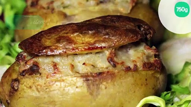 Pommes de terre farçies au Roquefort et aux noix