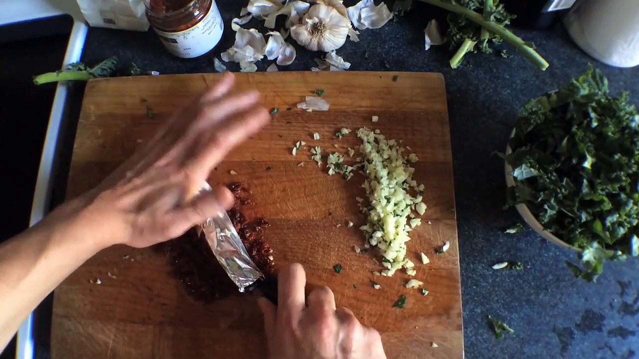 Pan Fried Kale - You Suck at Cooking (episode 10)(720P_HD)