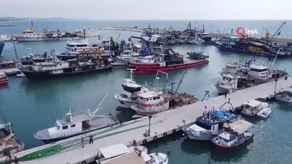 Akdeniz'de uluslararası sularda balıkçılara fırtına engeli