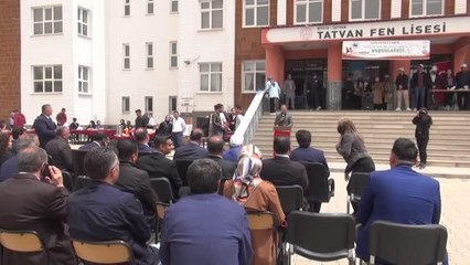 Tatvan'da TÜBİTAK 4006 Bilim Fuarı Açıldı