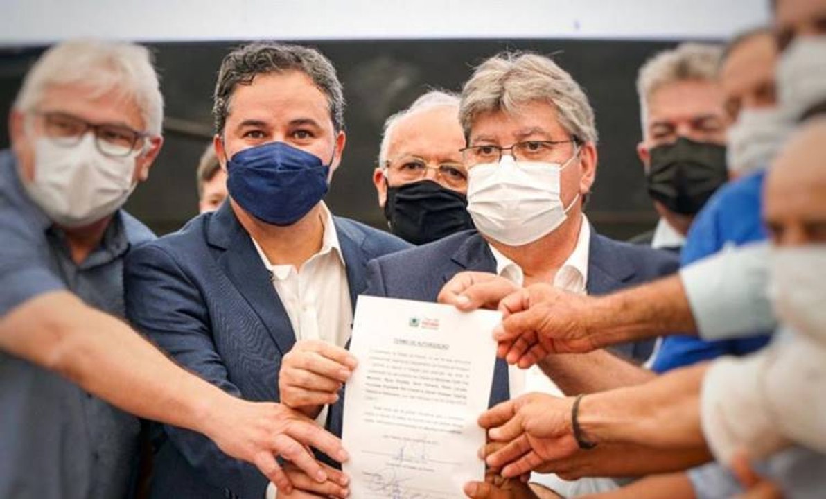 João Azevêdo diz que Efraim decidiu pelo seu próprio caminho: “Não posso escolher por ninguém”