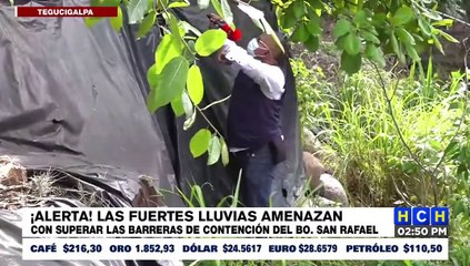 ¡Muro socavado por el río, preocupa a vecinos del bo. San Rafael!