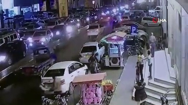Yemen’de sivil yerleşim bölgesine İHA düştü: 3 ölü
