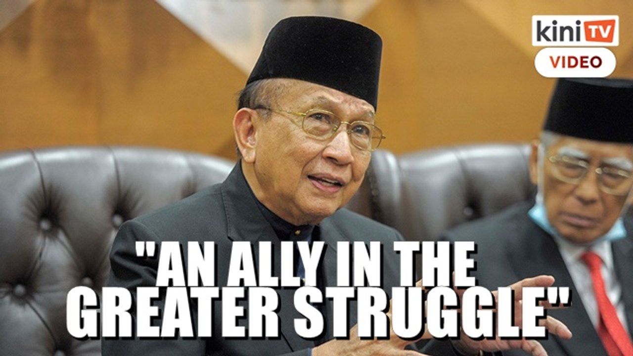 Rais: M’sia-Indonesia ties key for Malay to be the official Asean language