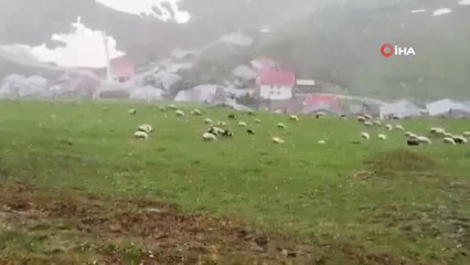 Bayburt'ta 'mayıs' karı