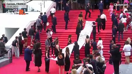 Cannes Film Festivali’nde kadın cinayetleri protesto edildi