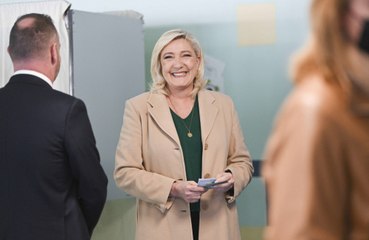 Marine Le Pen annonce la fin de Jean-Luc Mélenchon