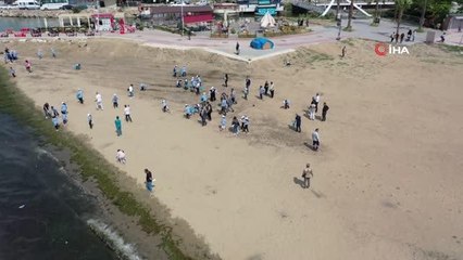 Yalova'da Lider Çocuk Tarım Kampı öğrencilerinden sahil temizliği