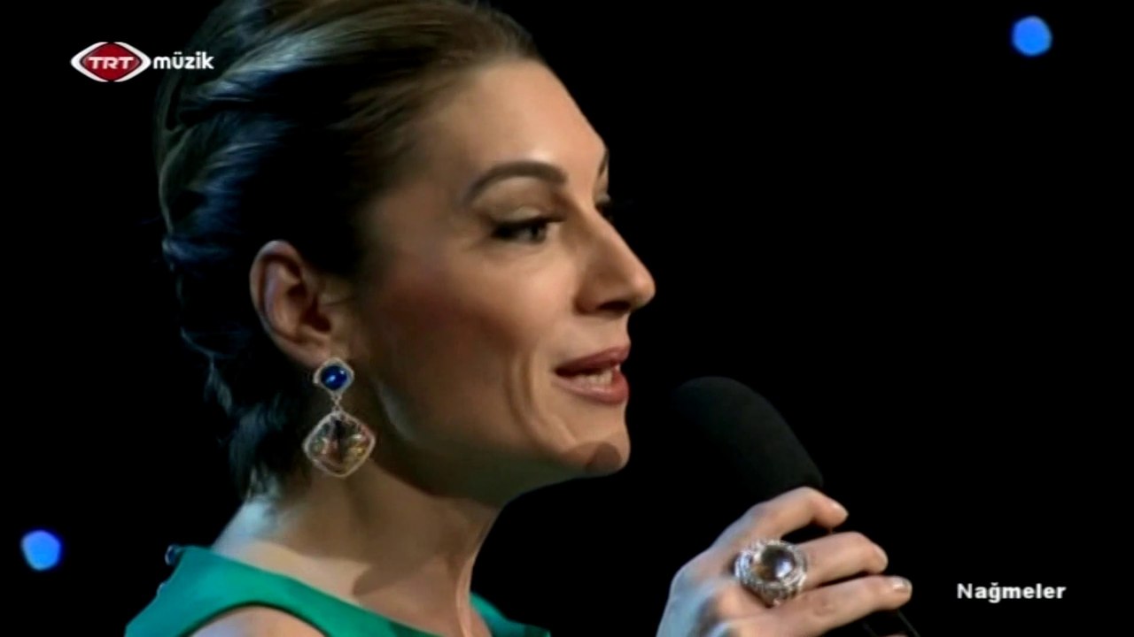 Aslı Pakalınlar / Seninle bir sonbahar mevsimiydi tanıştık