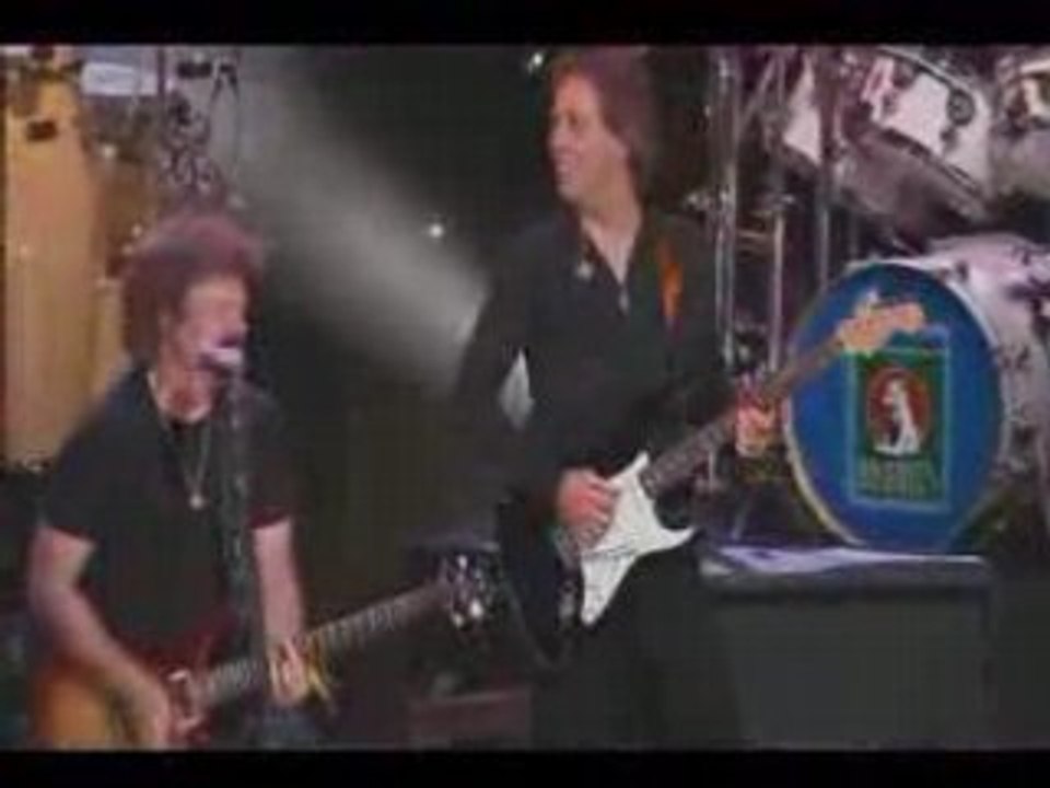 Doobie Brothers - Long Train running (Live)