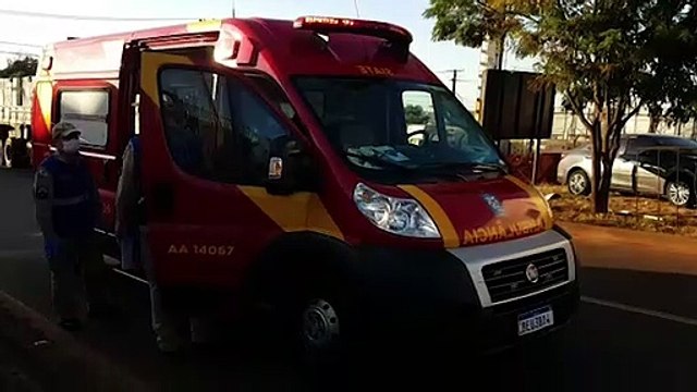 Motociclista fica ferido em acidente de trânsito no Bairro Cataratas