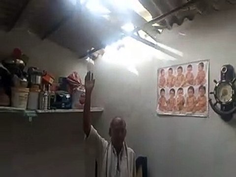 heavy storm: रात को आए तेज अंधड से उड़े टीन शेड, पेड़ पौधे गिरे-video