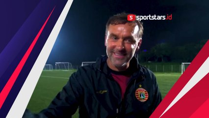 Suasana Latihan Perdana Thomas Doll Bersama Persija, Penuh Keceriaan