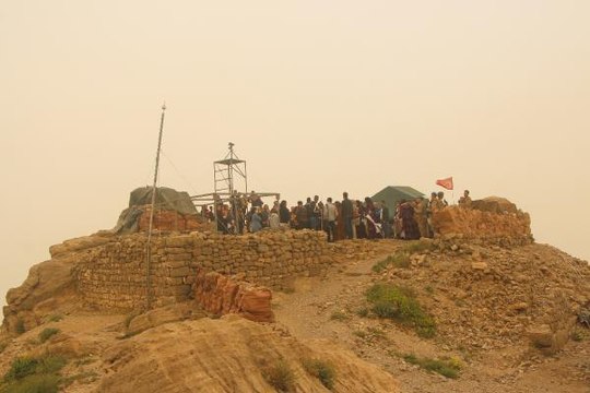 KUTSAL SAYILAN ŞIRNAK'TAKİ 'SEFİNE'DE MÜSLÜMAN VE HRİSTİYANLAR BİRLİKTE DUA ETTİ