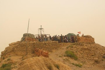 KUTSAL SAYILAN ŞIRNAK'TAKİ 'SEFİNE'DE MÜSLÜMAN VE HRİSTİYANLAR BİRLİKTE DUA ETTİ