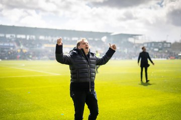 "Sind einer der Favoriten": HSV-Vorstand Wüstefeld peilt Aufstieg an