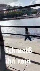Elle n'aurait pas du embêter ce pêcheur