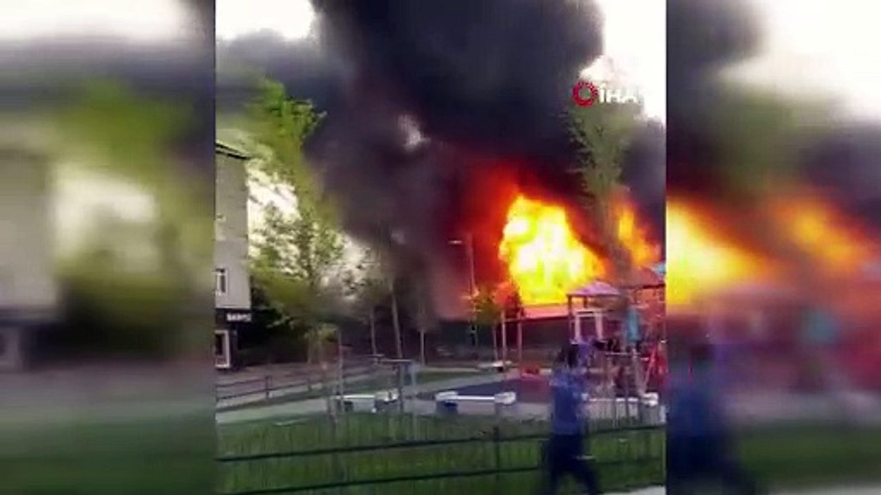 Sultanbeyli�de mobilya fabrikasında yangın çıktı Dailymotion Video