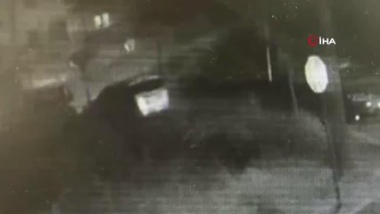 Bir kişinin öldüğü 3 kişinin yaralandığı kaza anı anbean kameraya yansıdı