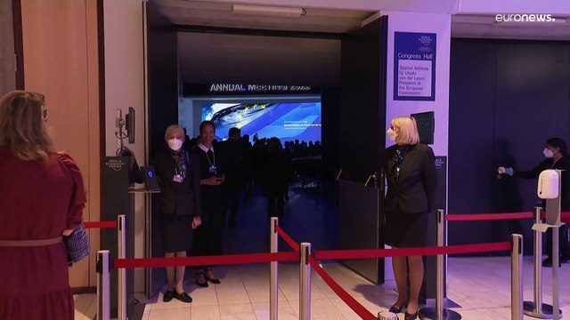 Ursula von der Leyen: Guerra acelera a transição ecológica