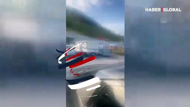 İstanbul Gaziosmanpaşa'da freni patlayan yolcu otobüsü istinat duvarına çarptı!