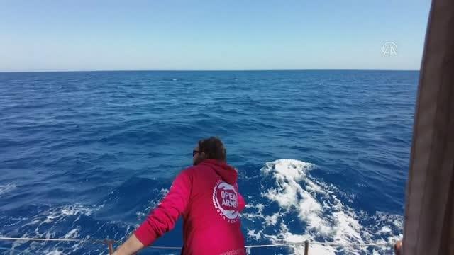 İspanyol STK Open Arms, Akdeniz'de 110 düzensiz göçmeni kurtardı