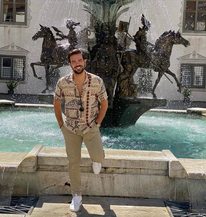 Notlandung! „Sommerhaus“-Yasin Cilingir brach im Flugzeug zusammen