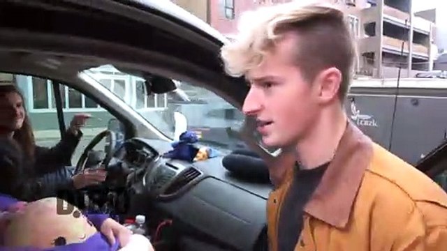 Flipturn - BUS INVADERS Ep. 1640