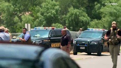 18 crianças mortas a tiro no Texas