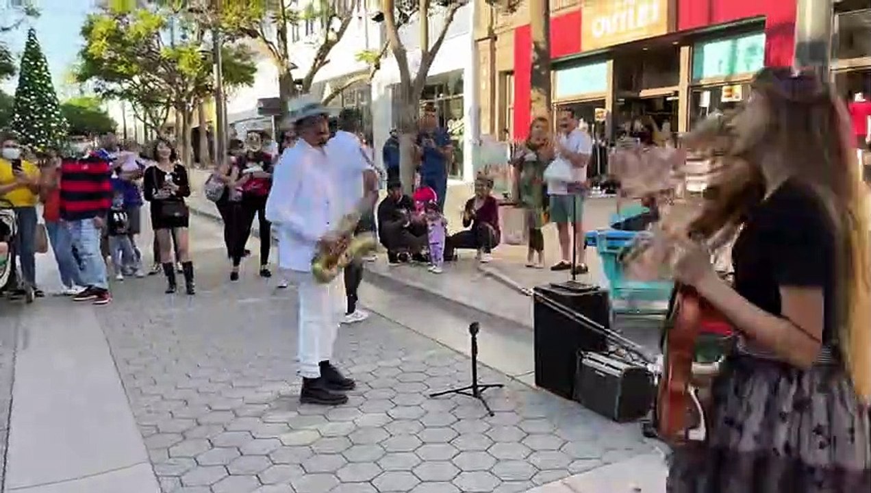 The crowd couldn't get enough of it _ Shakira - Waka Waka - Karolina Protsenko & Daniele Vitale Sax