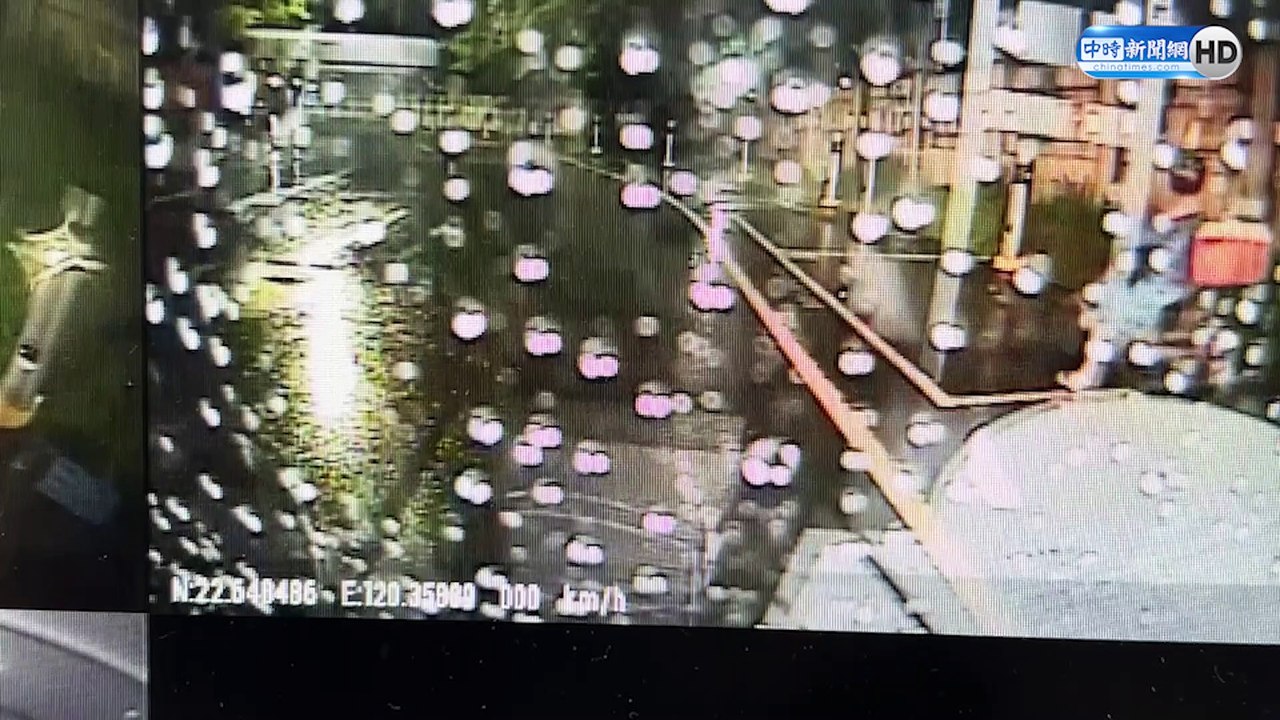 撞擊影片曝光！帕奧無腳泳士陳亮達遭公車輾斃 同學目擊嚇呆
