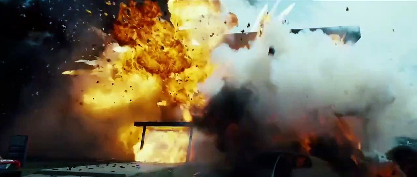 The Dark Knight (2008) Official Trailer #1 - Christopher Nolan Movie HD