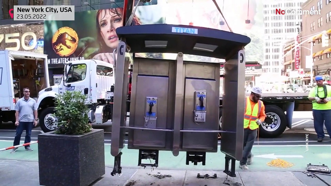War mal Cult: New Yorks letztes 'Payphone' schwebt davon