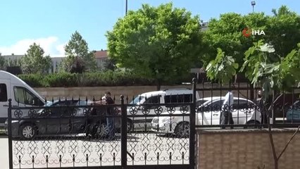 Uyuşturucu ile yakalanan 2 kişi adliyeye sevk edildi